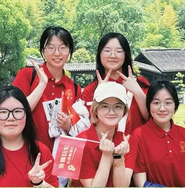 高考倒计时30日 | 穹窿山登峰筑梦 育英园攀高摘实 第18张 高考倒计时30日 | 穹窿山登峰筑梦 育英园攀高摘实 第18张