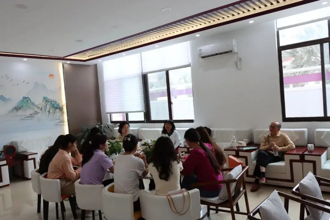 精准把脉新高考,送教帮扶促发展——玉溪师范学院到我校开展送教调研工作-第14张图片-四季读书网 精准把脉新高考,送教帮扶促发展——玉溪师范学院到我校开展送教调研工作-第14张图片-四季读书网