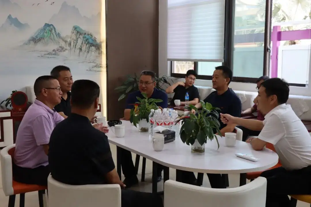 精准把脉新高考,送教帮扶促发展——玉溪师范学院到我校开展送教调研工作-第4张图片-四季读书网 精准把脉新高考,送教帮扶促发展——玉溪师范学院到我校开展送教调研工作-第4张图片-四季读书网