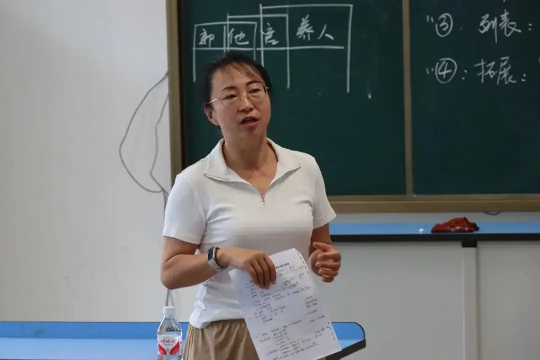 精准把脉新高考,送教帮扶促发展——玉溪师范学院到我校开展送教调研工作-第18张图片-四季读书网 精准把脉新高考,送教帮扶促发展——玉溪师范学院到我校开展送教调研工作-第18张图片-四季读书网