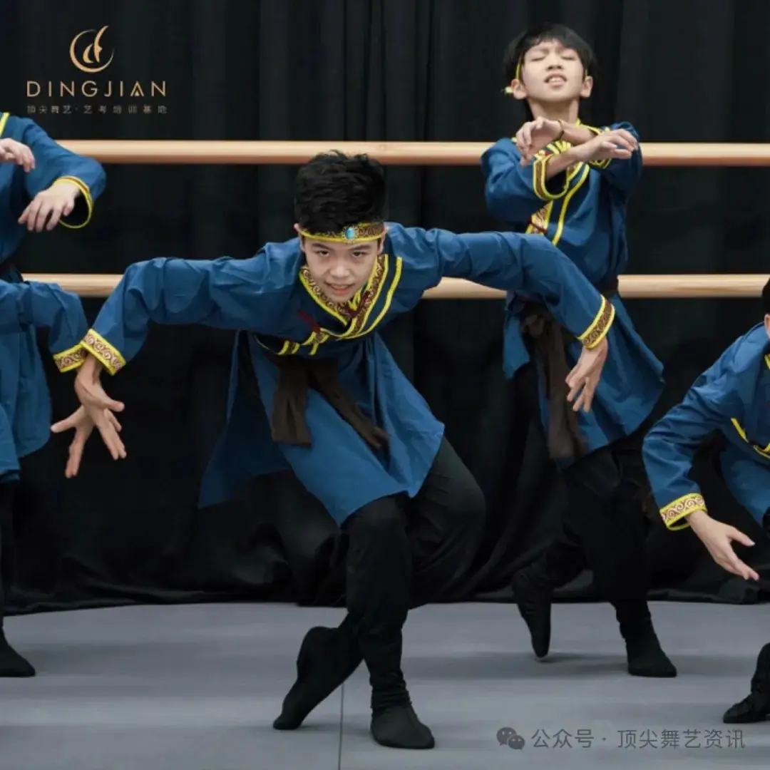 中考班|万众期待!顶尖舞艺暑期集训中考班来啦!-第16张图片-四季读书网 中考班|万众期待!顶尖舞艺暑期集训中考班来啦!-第16张图片-四季读书网