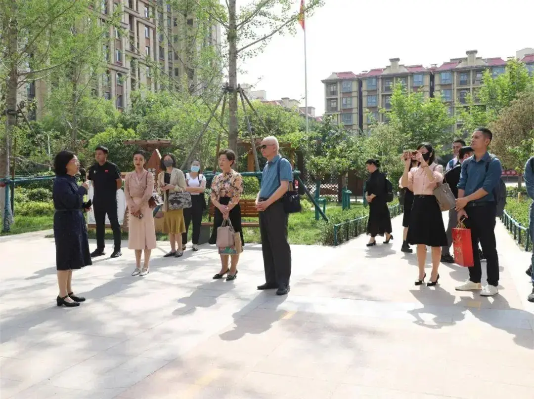 厦门市集美区第二届小学名校长团队赴濮阳市开德小学访问交流 第2张