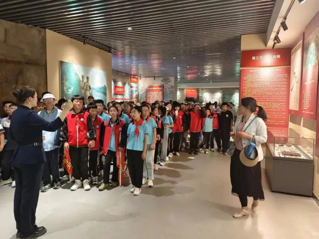 沂南县辛集镇库沟中心小学开展“红领巾爱祖国”红色研学实践活动 第25张 沂南县辛集镇库沟中心小学开展“红领巾爱祖国”红色研学实践活动 第25张