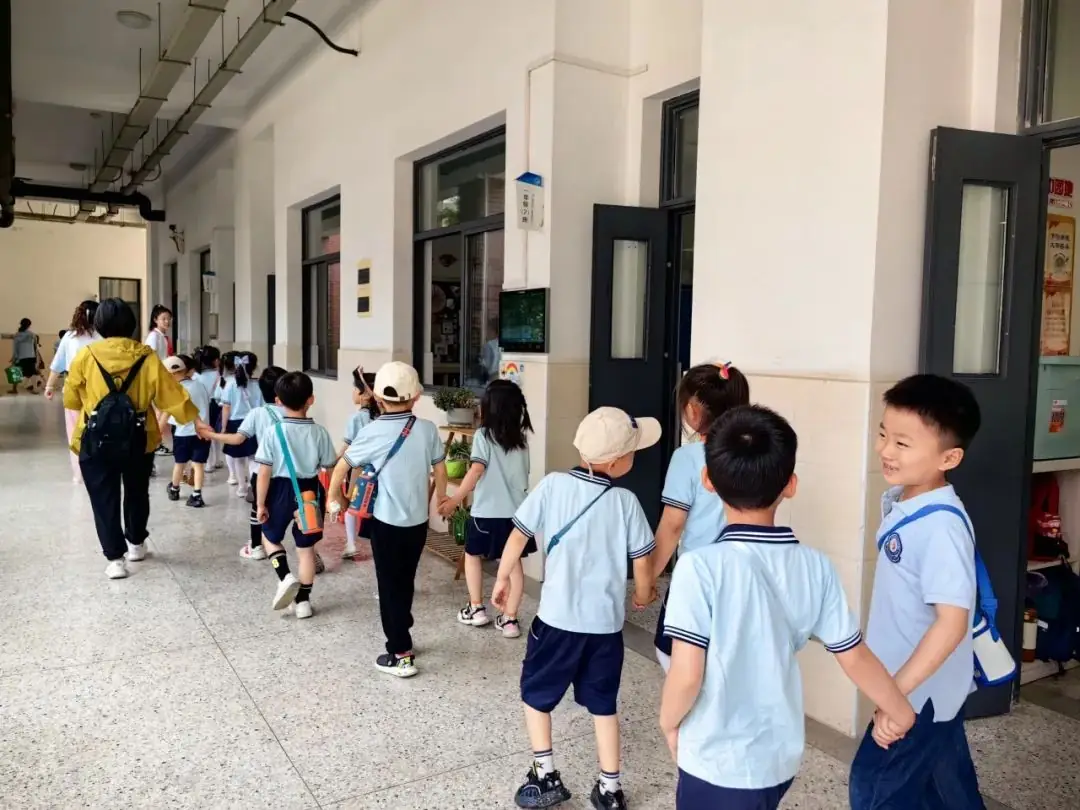【活动资讯】走进小学,礼遇成长!——康润幼儿园幼小衔接系列活动之小学探访之旅 第43张 【活动资讯】走进小学,礼遇成长!——康润幼儿园幼小衔接系列活动之小学探访之旅 第43张
