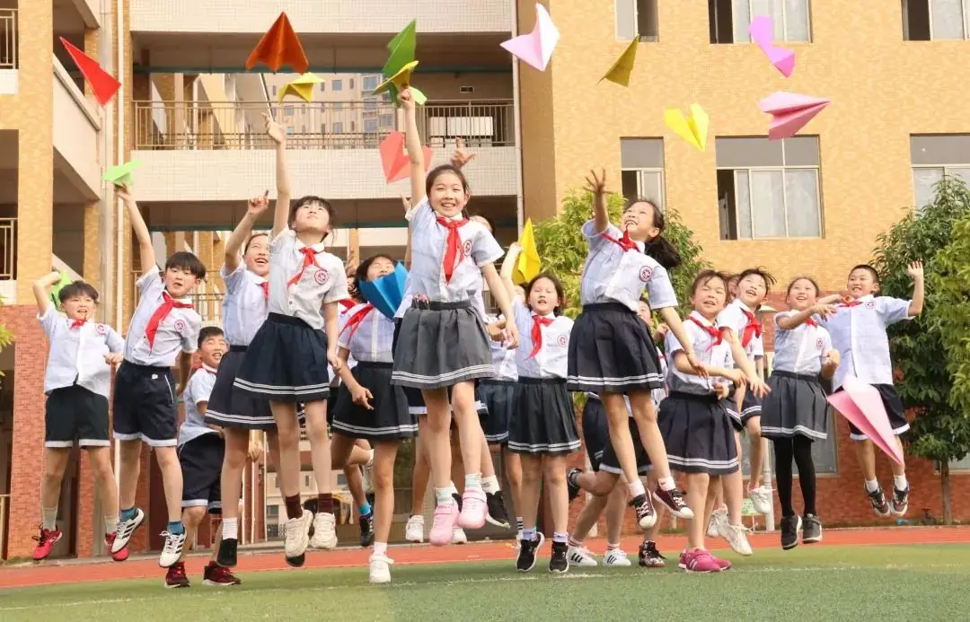 广东韶关实验小学2024年秋季骨干教师招聘公告 第35张 广东韶关实验小学2024年秋季骨干教师招聘公告 第35张