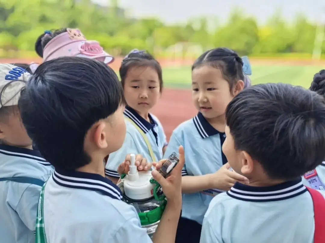 【活动资讯】走进小学,礼遇成长!——康润幼儿园幼小衔接系列活动之小学探访之旅 第25张 【活动资讯】走进小学,礼遇成长!——康润幼儿园幼小衔接系列活动之小学探访之旅 第25张