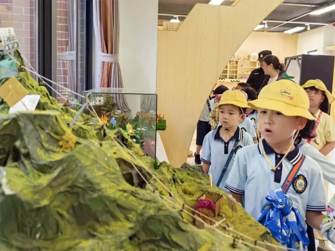 【活动资讯】走进小学,礼遇成长!——康润幼儿园幼小衔接系列活动之小学探访之旅 第51张 【活动资讯】走进小学,礼遇成长!——康润幼儿园幼小衔接系列活动之小学探访之旅 第51张