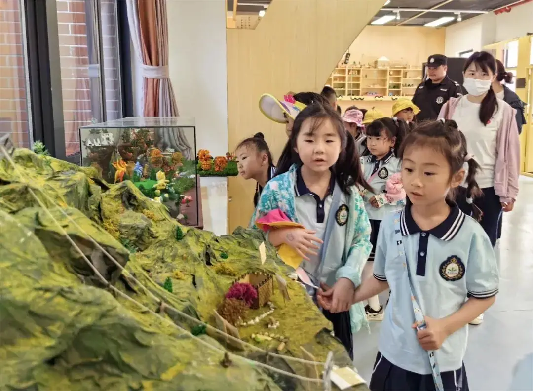 【活动资讯】走进小学,礼遇成长!——康润幼儿园幼小衔接系列活动之小学探访之旅 第48张 【活动资讯】走进小学,礼遇成长!——康润幼儿园幼小衔接系列活动之小学探访之旅 第48张
