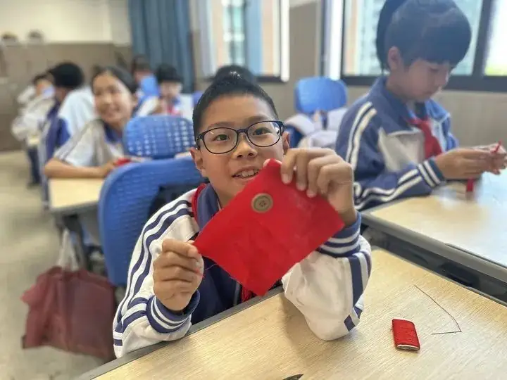 【凤栖小学·凤起德育】劳动技能大比拼  争做劳动小能手——德清县凤栖小学2024年劳动月劳动技能班级过关赛活动 第40张