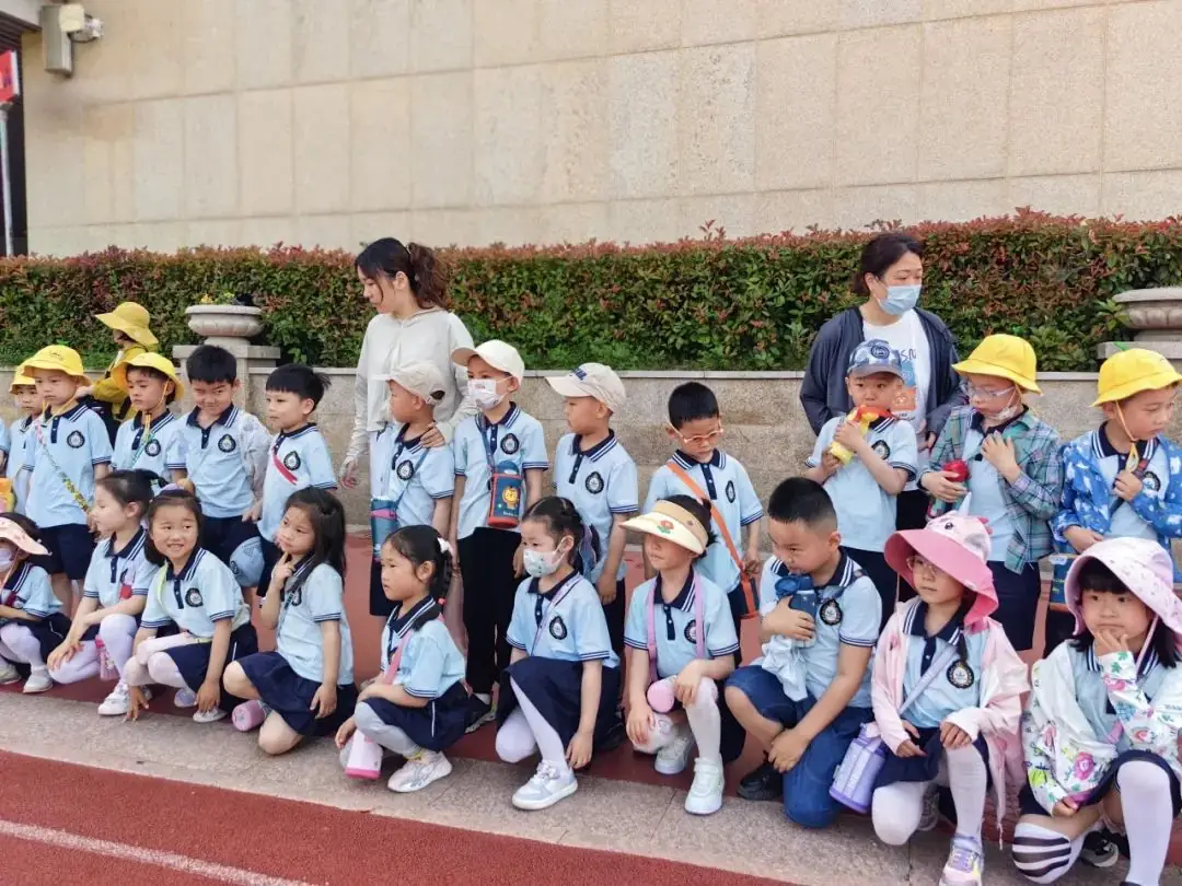 【活动资讯】走进小学,礼遇成长!——康润幼儿园幼小衔接系列活动之小学探访之旅 第21张 【活动资讯】走进小学,礼遇成长!——康润幼儿园幼小衔接系列活动之小学探访之旅 第21张