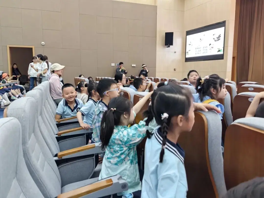 【活动资讯】走进小学,礼遇成长!——康润幼儿园幼小衔接系列活动之小学探访之旅 第36张 【活动资讯】走进小学,礼遇成长!——康润幼儿园幼小衔接系列活动之小学探访之旅 第36张
