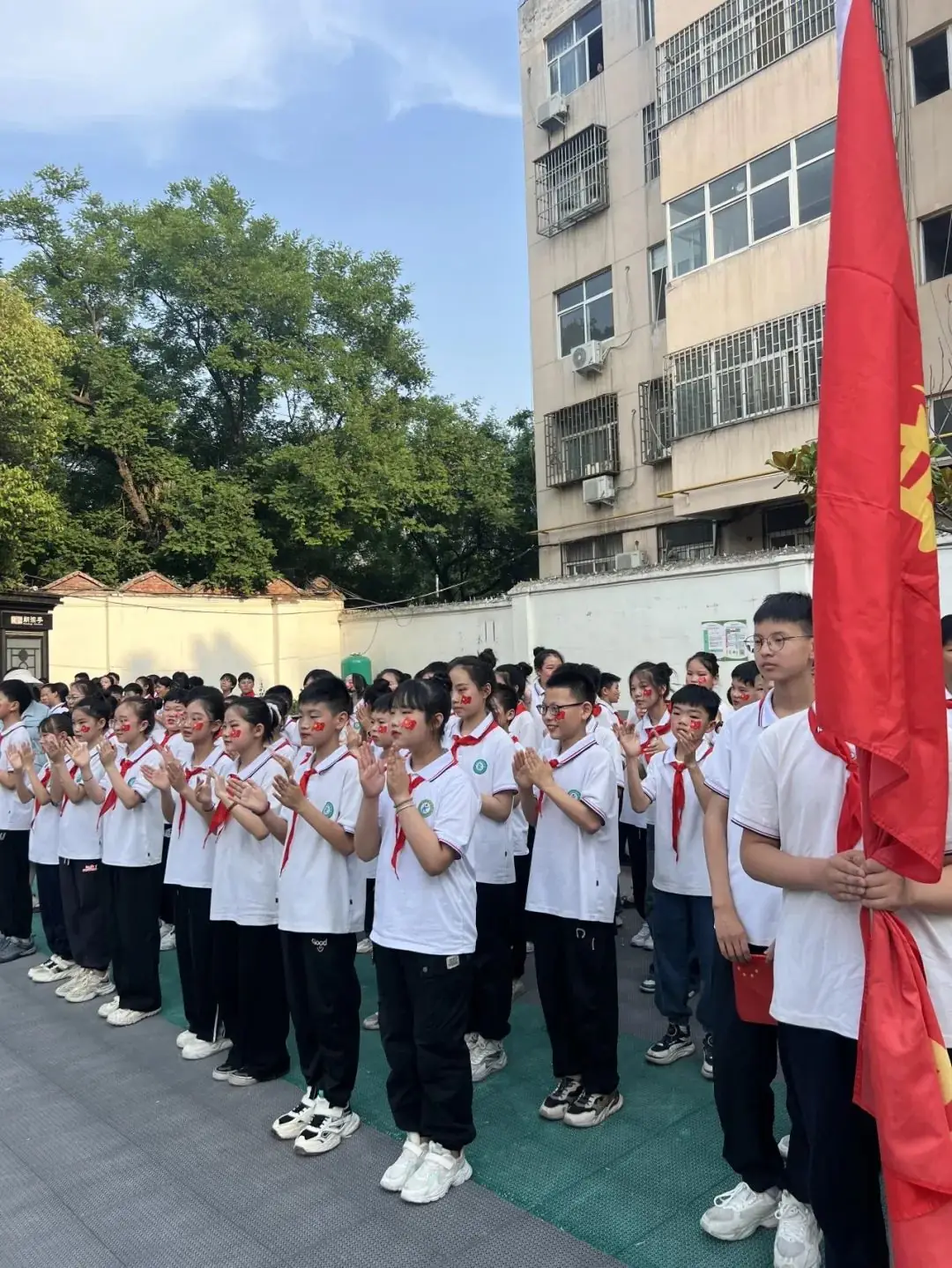 【校园动态】新安县西关小学“强国有我·舞动人生”课桌舞比赛 第38张 【校园动态】新安县西关小学“强国有我·舞动人生”课桌舞比赛 第38张