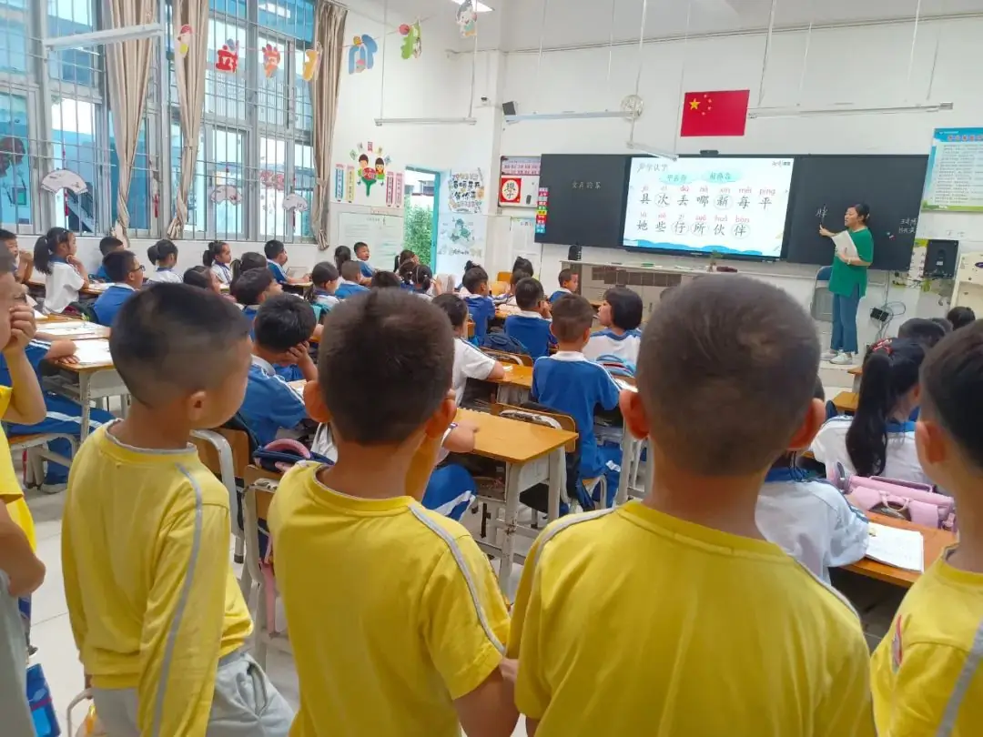 幼小相约 礼遇成长——文乐幼儿园参观小学活动 第24张 幼小相约 礼遇成长——文乐幼儿园参观小学活动 第24张