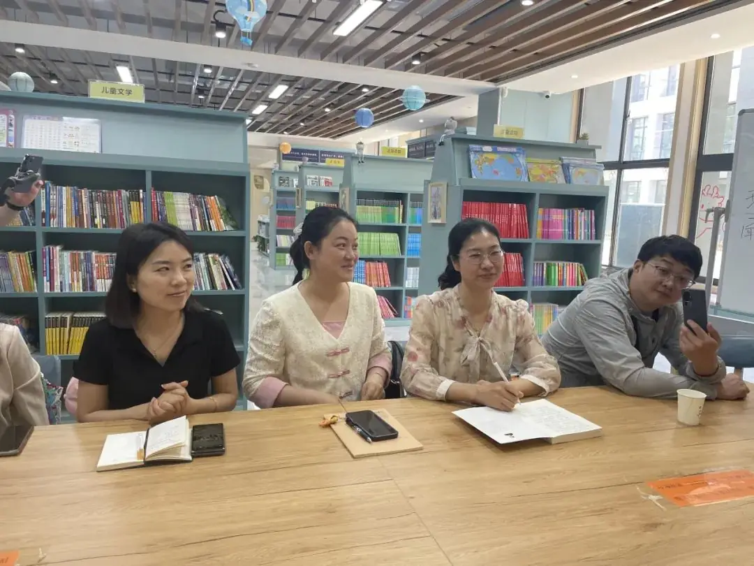 朝凤路小学开展心理健康宣传教育月系列活动 第6张 朝凤路小学开展心理健康宣传教育月系列活动 第6张