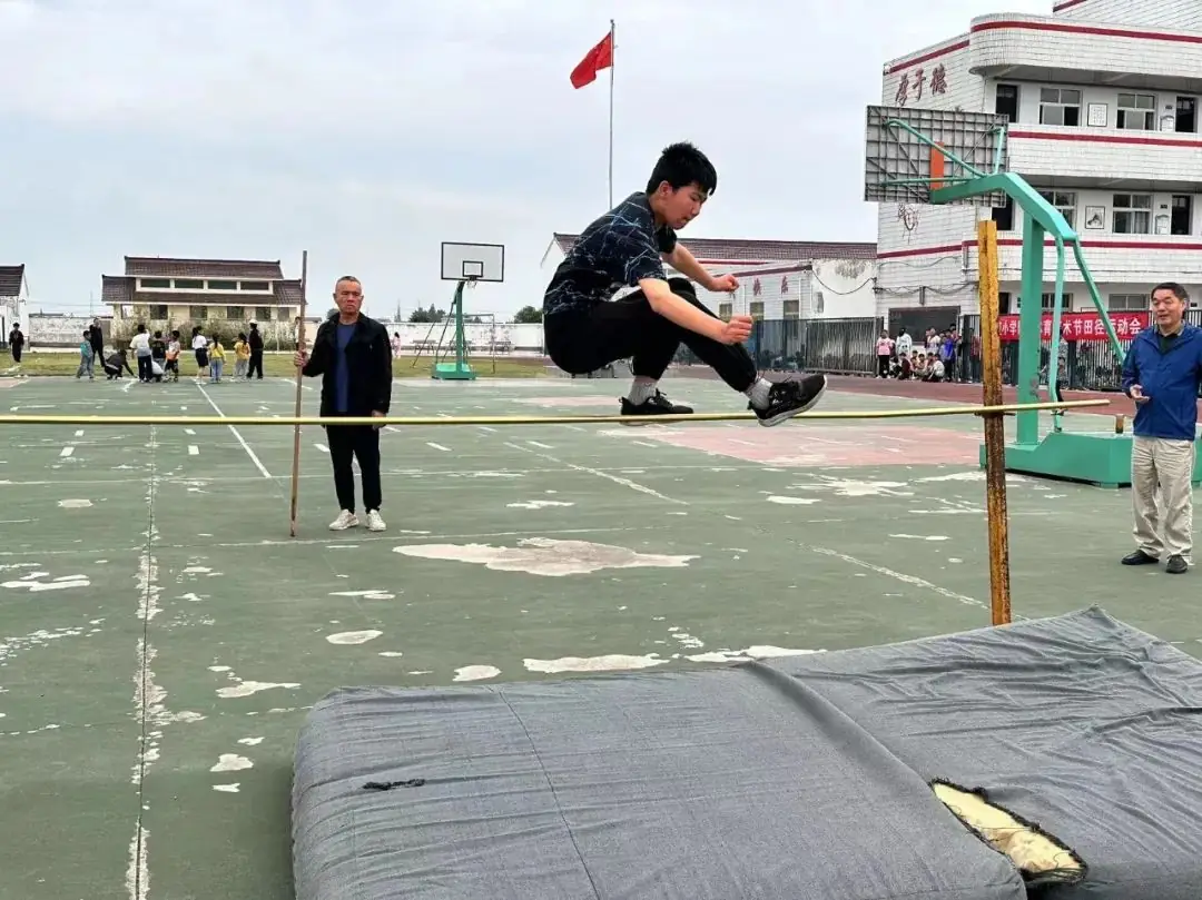 【耕读•体育】三渣小学2024阳光体育艺术节田径运动会 第47张