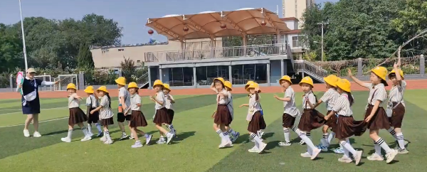 【初探小学 助力成长】 维也纳幼儿园参观甲骨文小学 第26张 【初探小学 助力成长】 维也纳幼儿园参观甲骨文小学 第26张