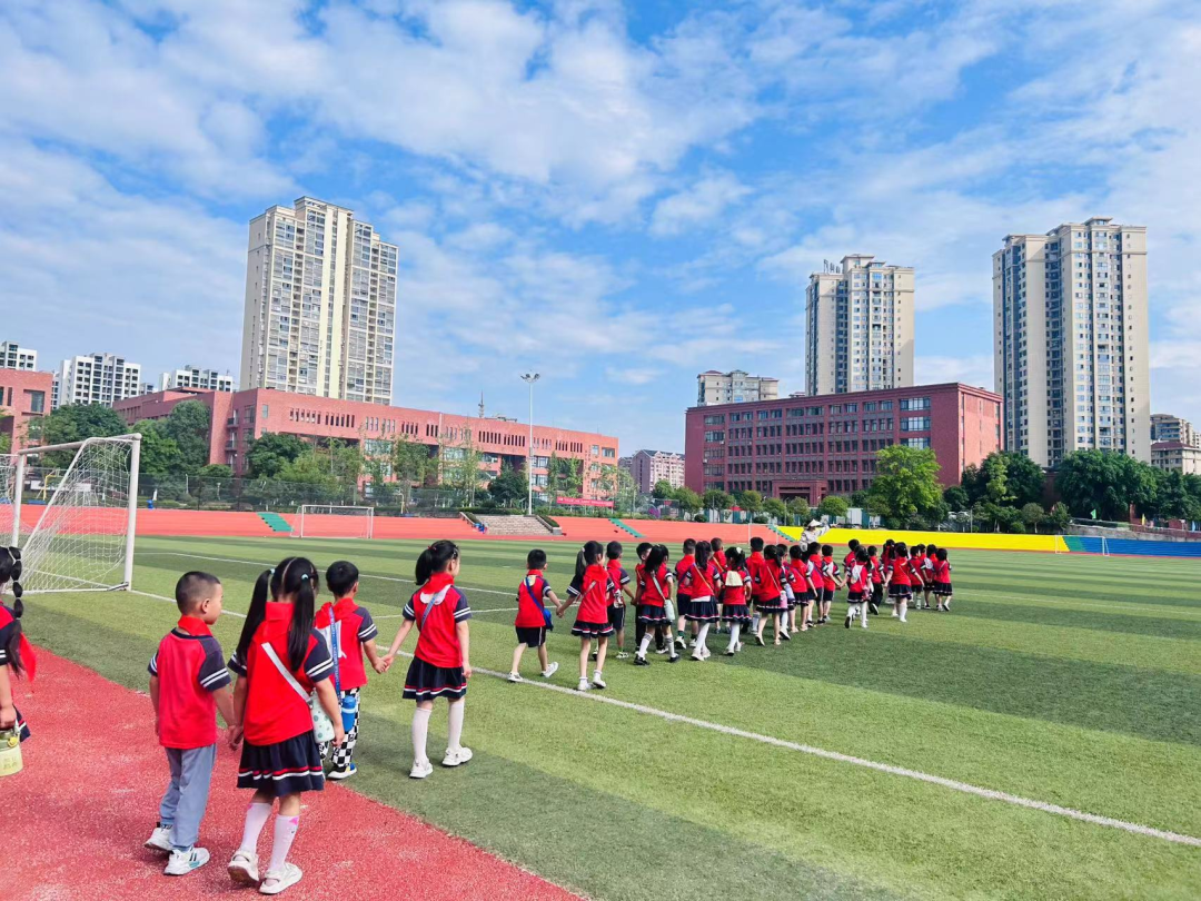 【凤幼动态】“初遇小学 筑梦成长”——幼小衔接之走进小学大班活动 第29张 【凤幼动态】“初遇小学 筑梦成长”——幼小衔接之走进小学大班活动 第29张