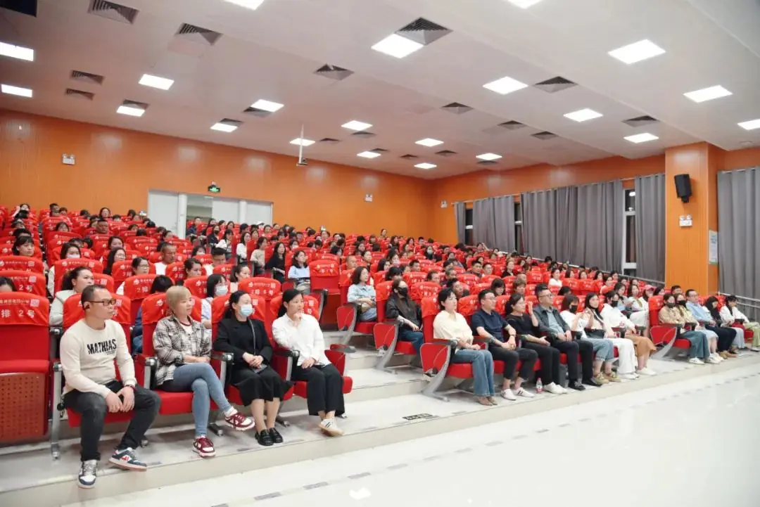 与家同行 阅见美好丨霞浦县第四小学开展国际家庭教育周活动 第17张 与家同行 阅见美好丨霞浦县第四小学开展国际家庭教育周活动 第17张
