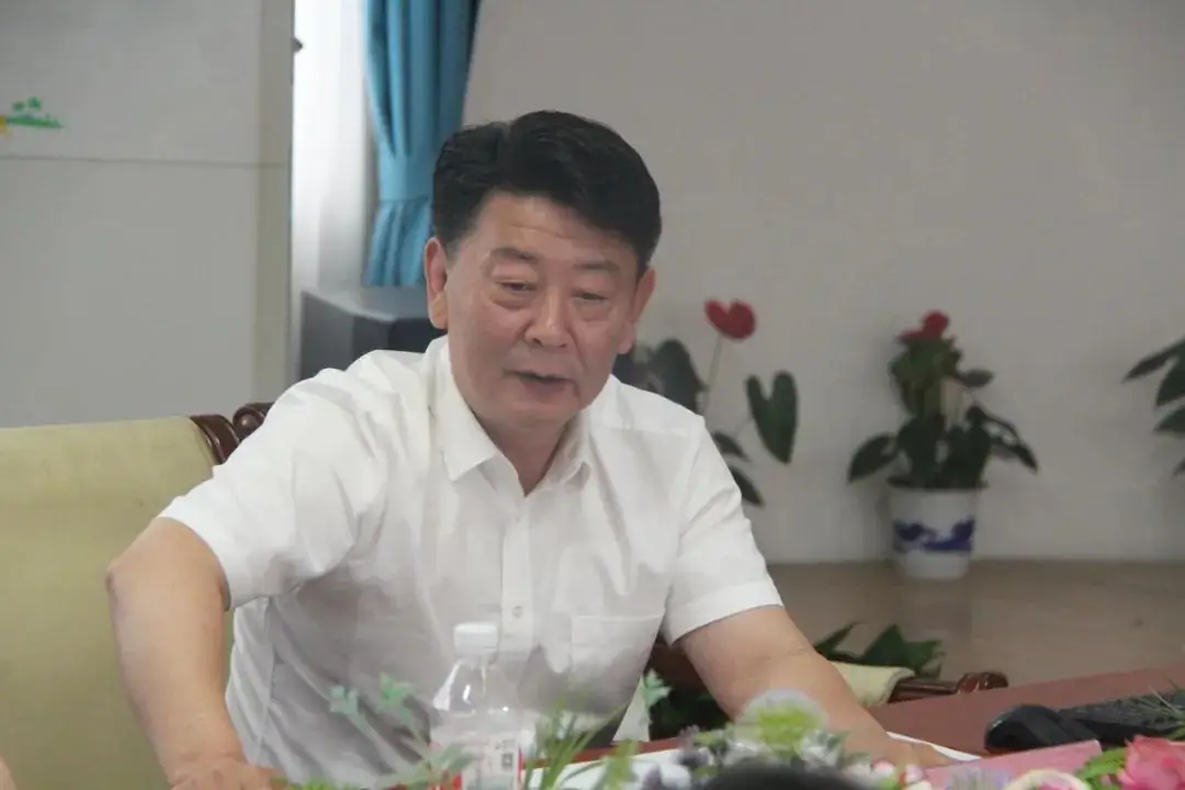 东郡小学迎接芙蓉区人大常委会伍艳飞主任以及 市、区人大代表一行调研视察 第20张 东郡小学迎接芙蓉区人大常委会伍艳飞主任以及 市、区人大代表一行调研视察 第20张