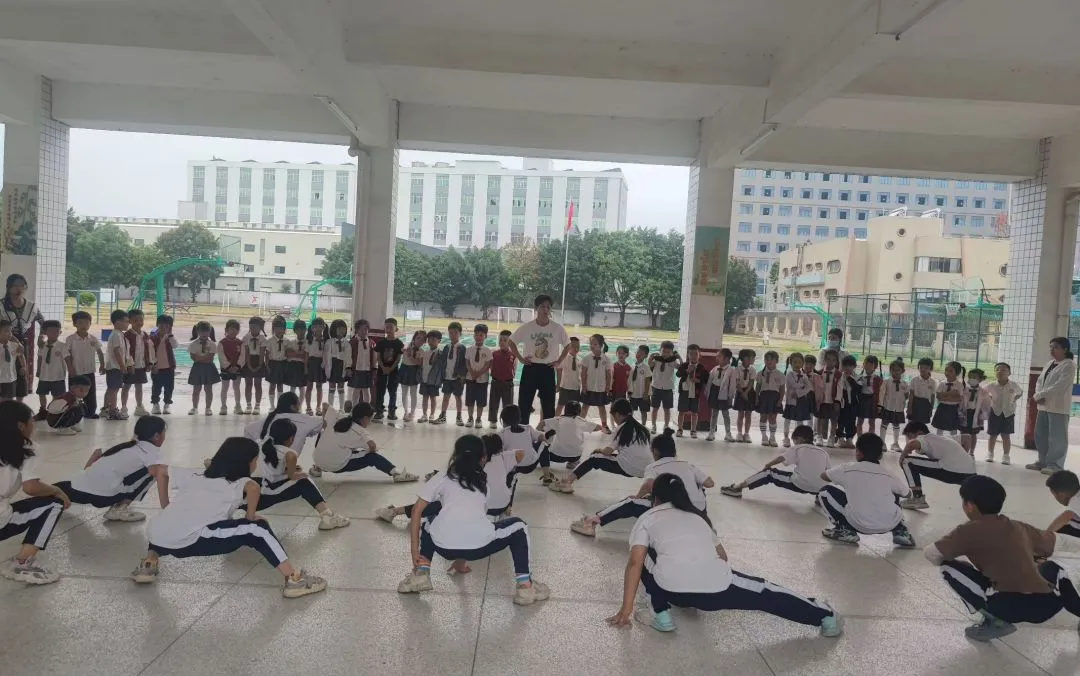【幼小衔接】我与小学零距离——走进登塘小学 第33张 【幼小衔接】我与小学零距离——走进登塘小学 第33张