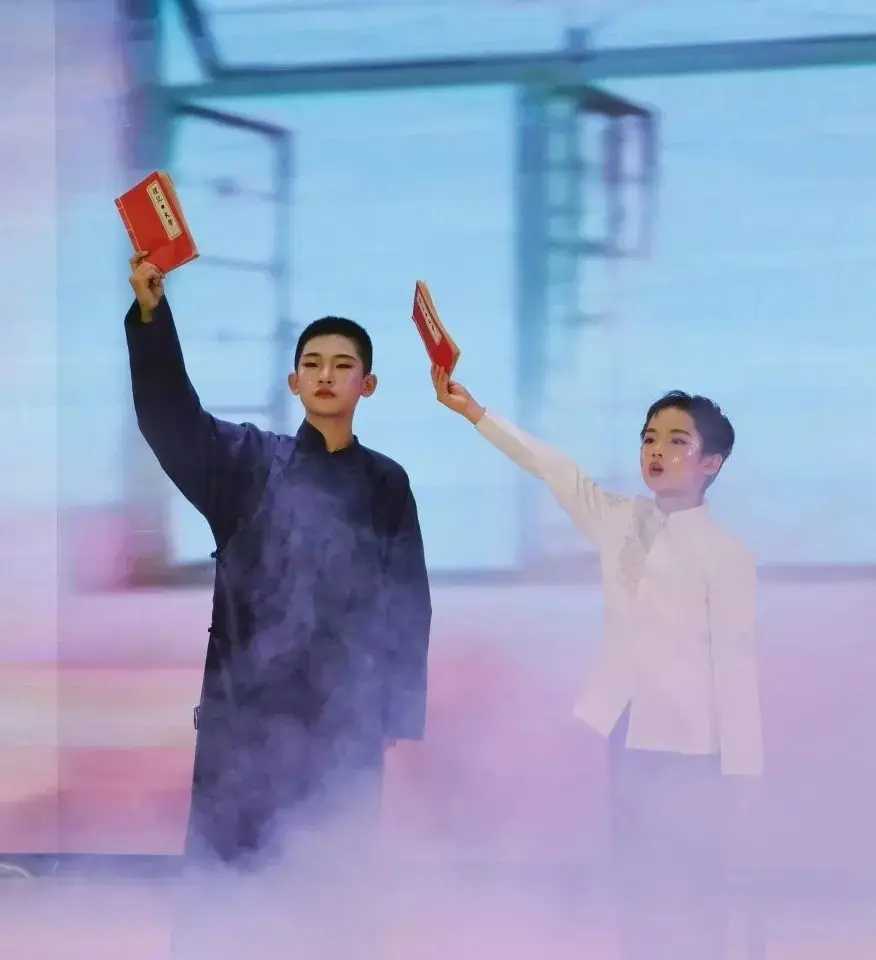 【浐灞第十八小学】喜报——我校在2024年浐灞国际港中小学课本剧大赛中荣获一等奖 第7张 【浐灞第十八小学】喜报——我校在2024年浐灞国际港中小学课本剧大赛中荣获一等奖 第7张