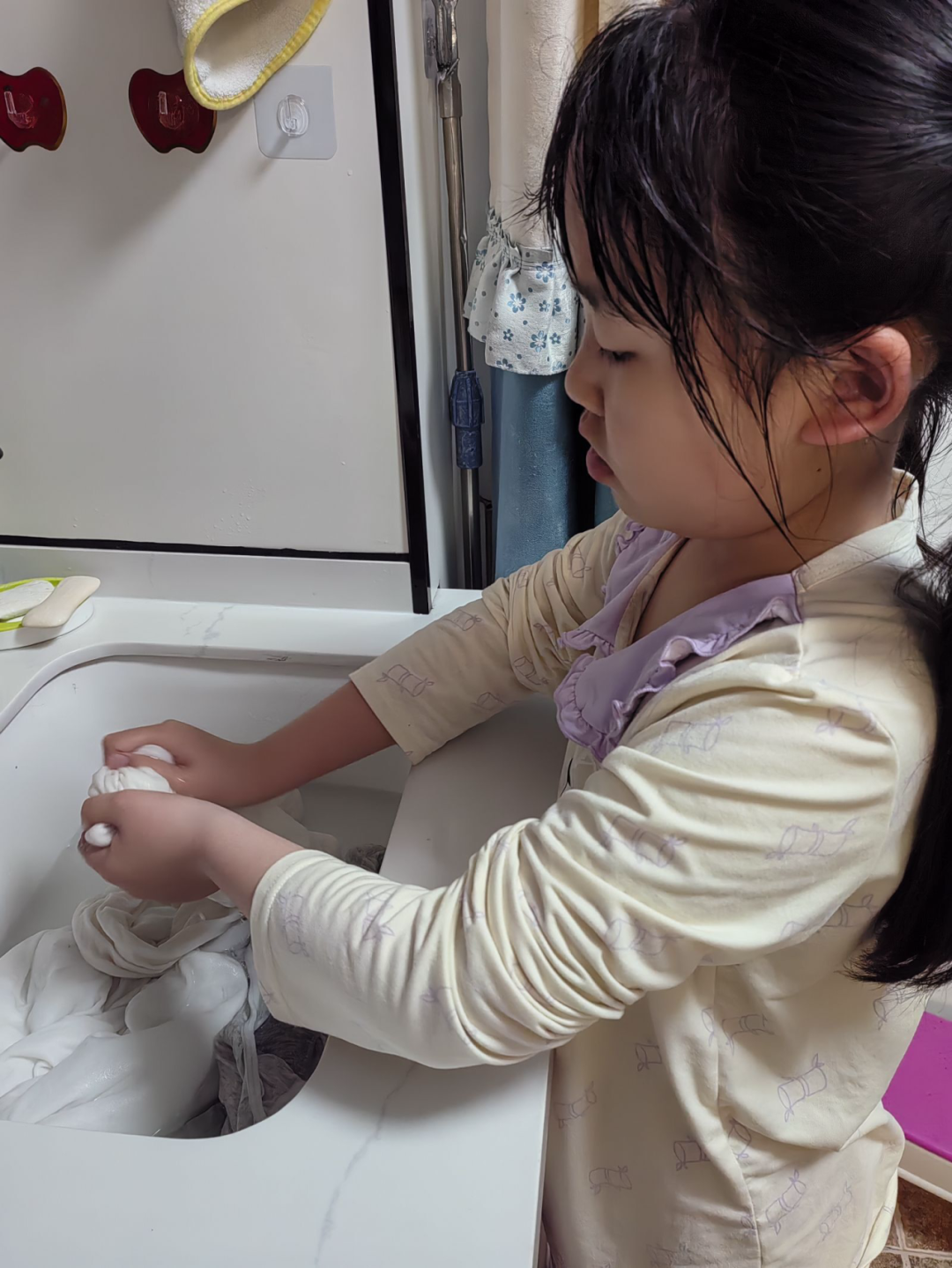 【实小教育集团·十里坊小学】“趣”当劳动者,“育”见劳动美 ——四年级劳动主题系列活动 第40张 【实小教育集团·十里坊小学】“趣”当劳动者,“育”见劳动美 ——四年级劳动主题系列活动 第40张