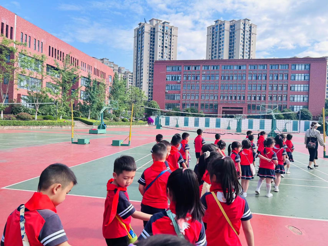 【凤幼动态】“初遇小学 筑梦成长”——幼小衔接之走进小学大班活动 第30张 【凤幼动态】“初遇小学 筑梦成长”——幼小衔接之走进小学大班活动 第30张