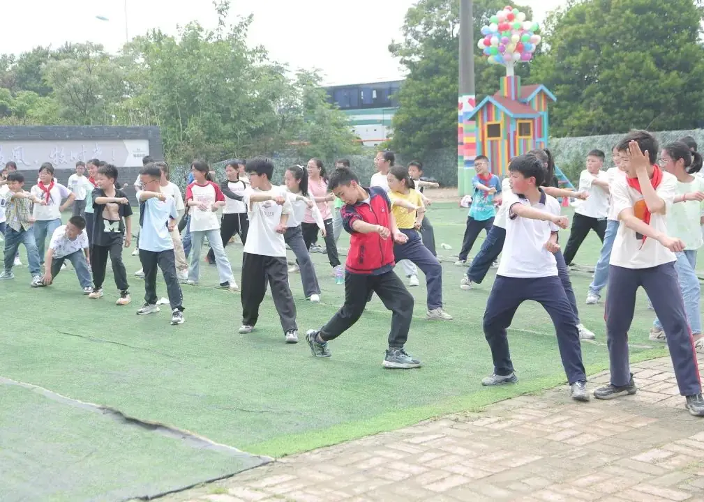 新世纪小学春季研学旅行回顾 第36张