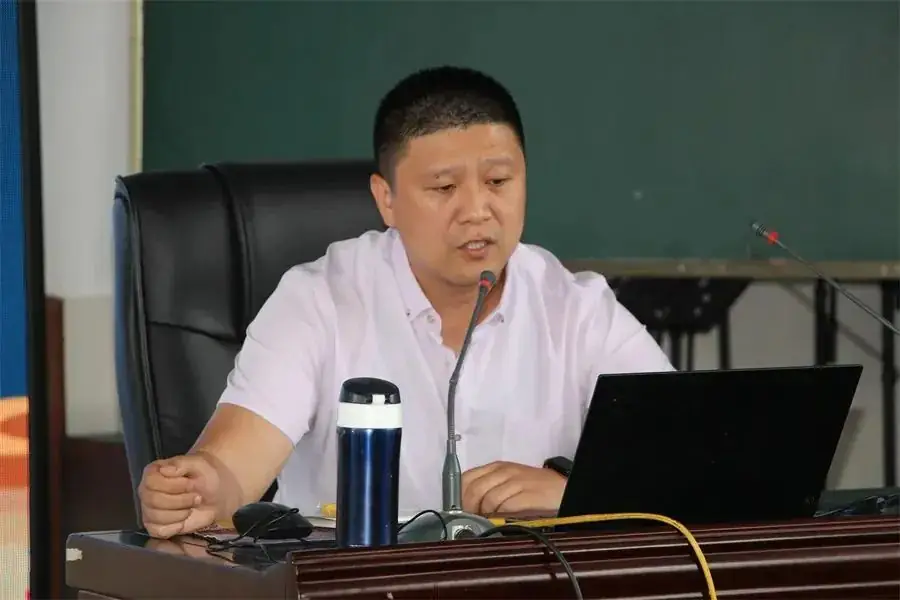 北京市海淀区双榆树中心小学到耿马自治县城关完全小学开展友谊校教学交流活动 第18张 北京市海淀区双榆树中心小学到耿马自治县城关完全小学开展友谊校教学交流活动 第18张