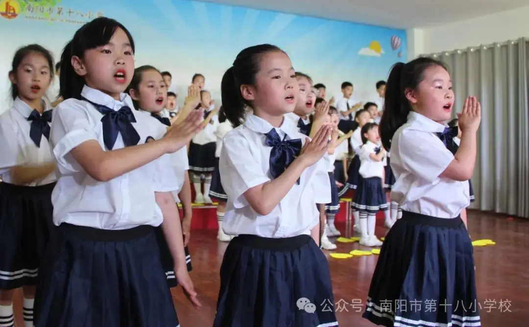 典耀中华 赓续文脉—南阳市第十八小学隆重举行2024年读书节展演活动 第13张