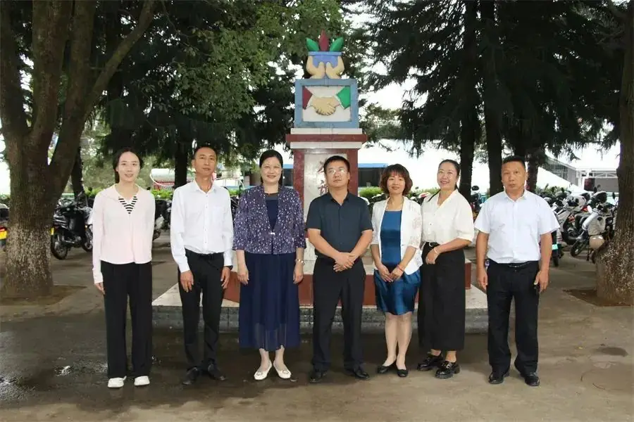 北京市海淀区双榆树中心小学到耿马自治县城关完全小学开展友谊校教学交流活动 第28张 北京市海淀区双榆树中心小学到耿马自治县城关完全小学开展友谊校教学交流活动 第28张
