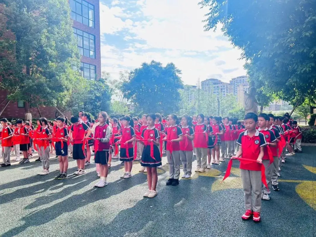 【凤幼动态】“初遇小学 筑梦成长”——幼小衔接之走进小学大班活动 第17张 【凤幼动态】“初遇小学 筑梦成长”——幼小衔接之走进小学大班活动 第17张