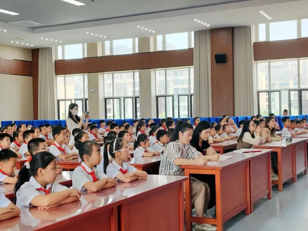 寿光世纪东城小学“强国复兴有我”主题宣讲活动 第13张 寿光世纪东城小学“强国复兴有我”主题宣讲活动 第13张