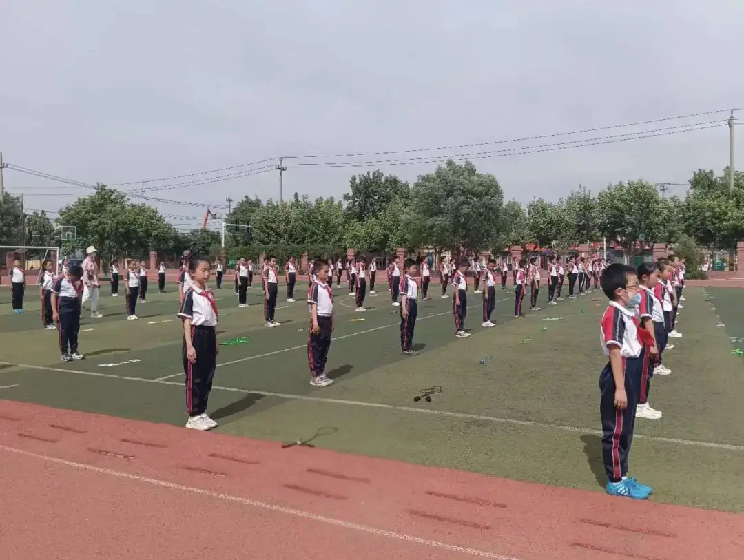 实小动态丨坊子区实验小学举行阳光大课间展示活动 第5张 实小动态丨坊子区实验小学举行阳光大课间展示活动 第5张