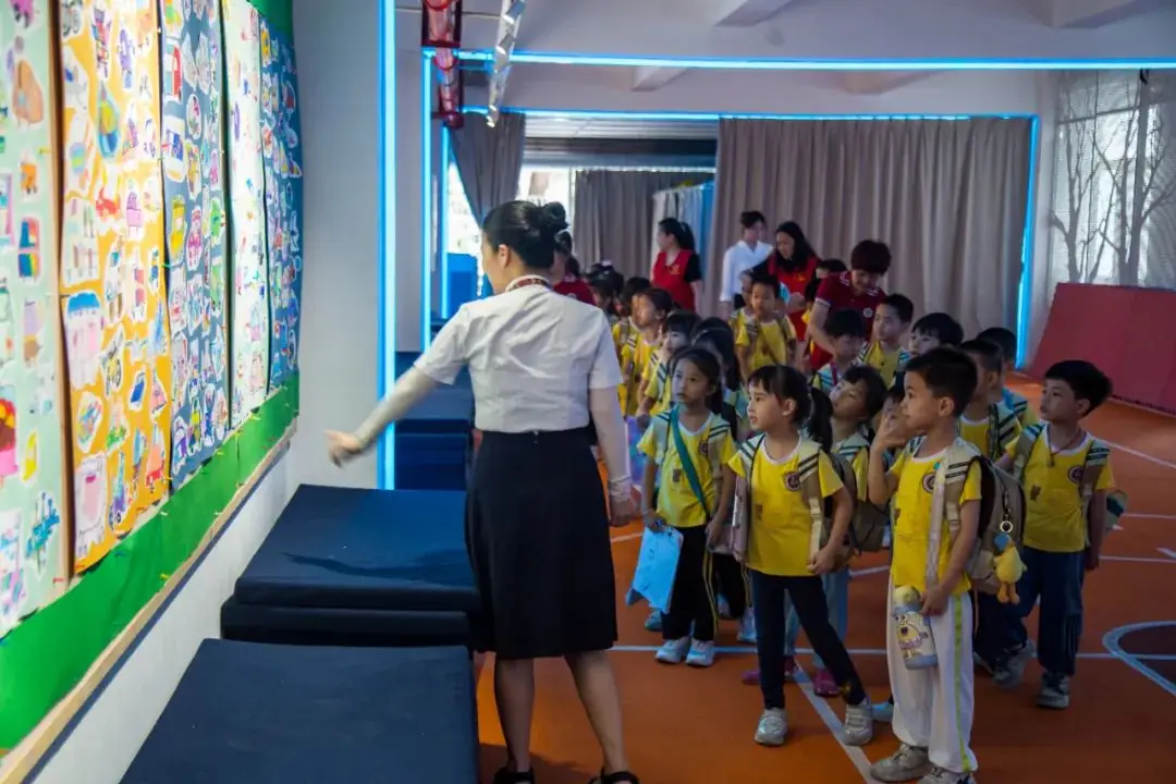 初探小学“幼”见成长——半岛苑幼儿园幼小衔接之参观小学活动 第32张