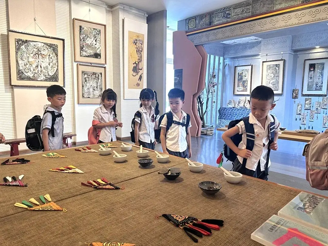 【奇乐睿幼儿园】——“初探小学·礼遇成长”大班组参观小学活动 第35张 【奇乐睿幼儿园】——“初探小学·礼遇成长”大班组参观小学活动 第35张