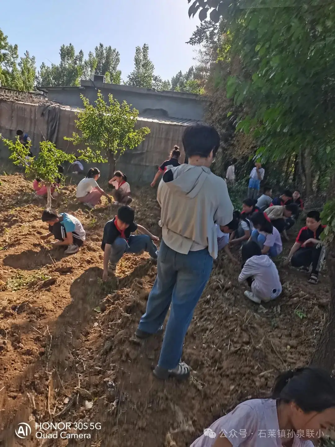 悦动五节 乐享成长丨石莱镇孙泉联办小学“五色”德育活动 第1张