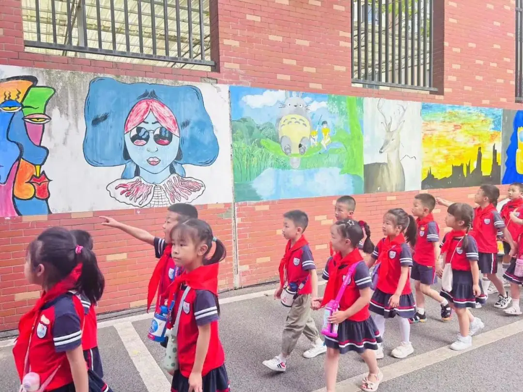 【凤幼动态】“初遇小学 筑梦成长”——幼小衔接之走进小学大班活动 第21张 【凤幼动态】“初遇小学 筑梦成长”——幼小衔接之走进小学大班活动 第21张