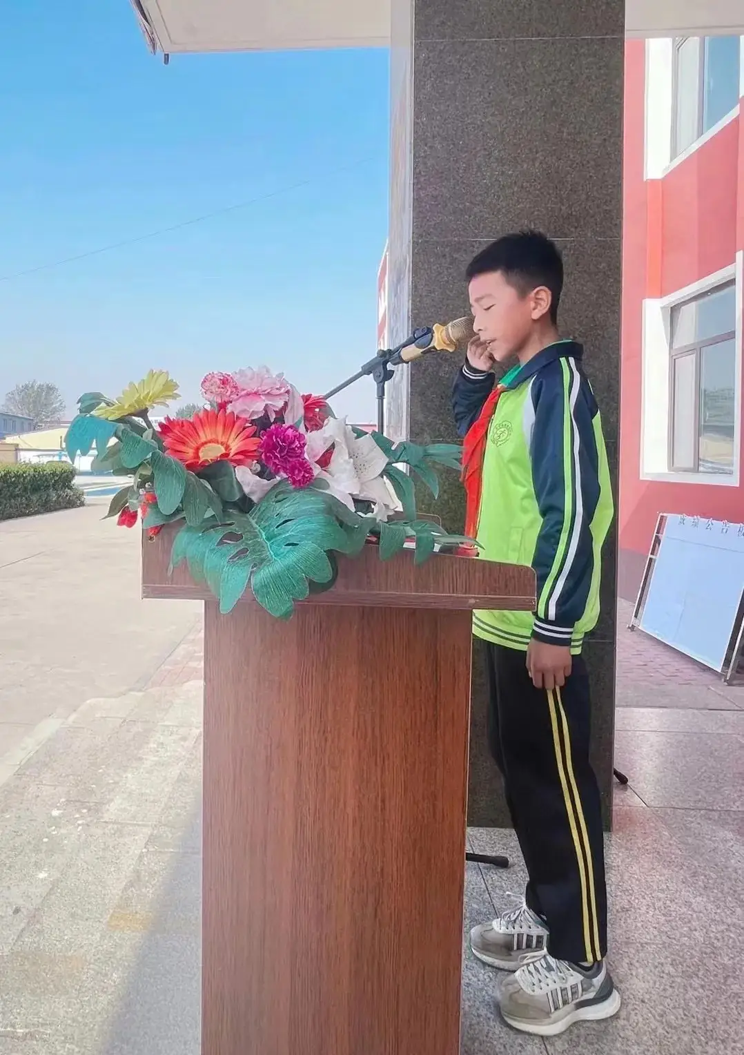 曹庄小学召开第五届阳光体育运动会----“健康育人 趣享运动” 第63张 曹庄小学召开第五届阳光体育运动会----“健康育人 趣享运动” 第63张