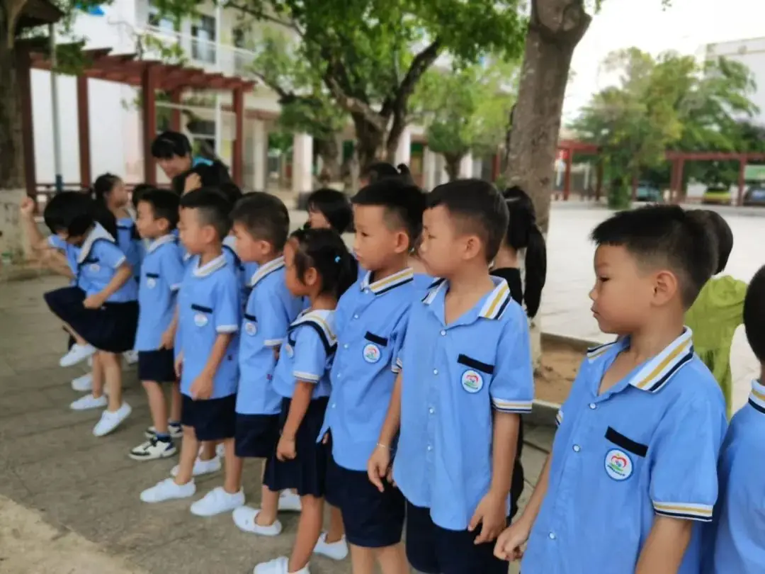 初探小学  礼遇成长——光坡镇中心幼儿园幼小衔接系列活动(二)之参观小学 第33张