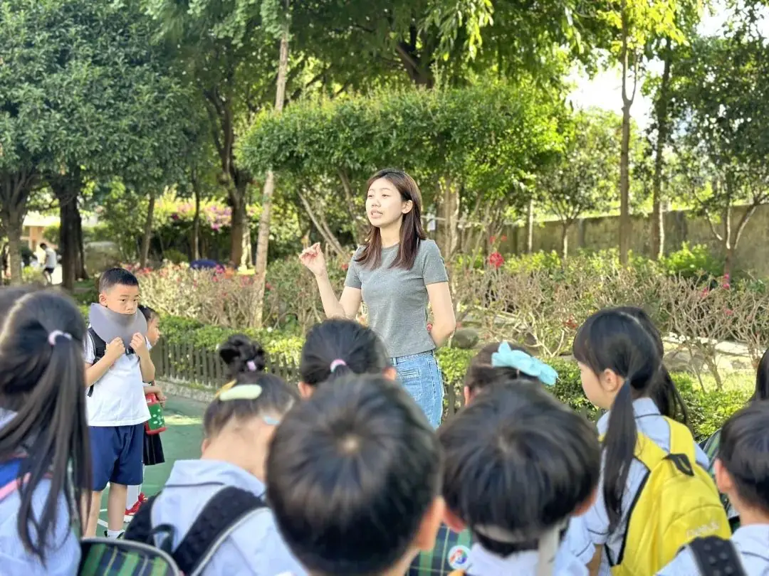 【奇乐睿幼儿园】——“初探小学·礼遇成长”大班组参观小学活动 第22张 【奇乐睿幼儿园】——“初探小学·礼遇成长”大班组参观小学活动 第22张