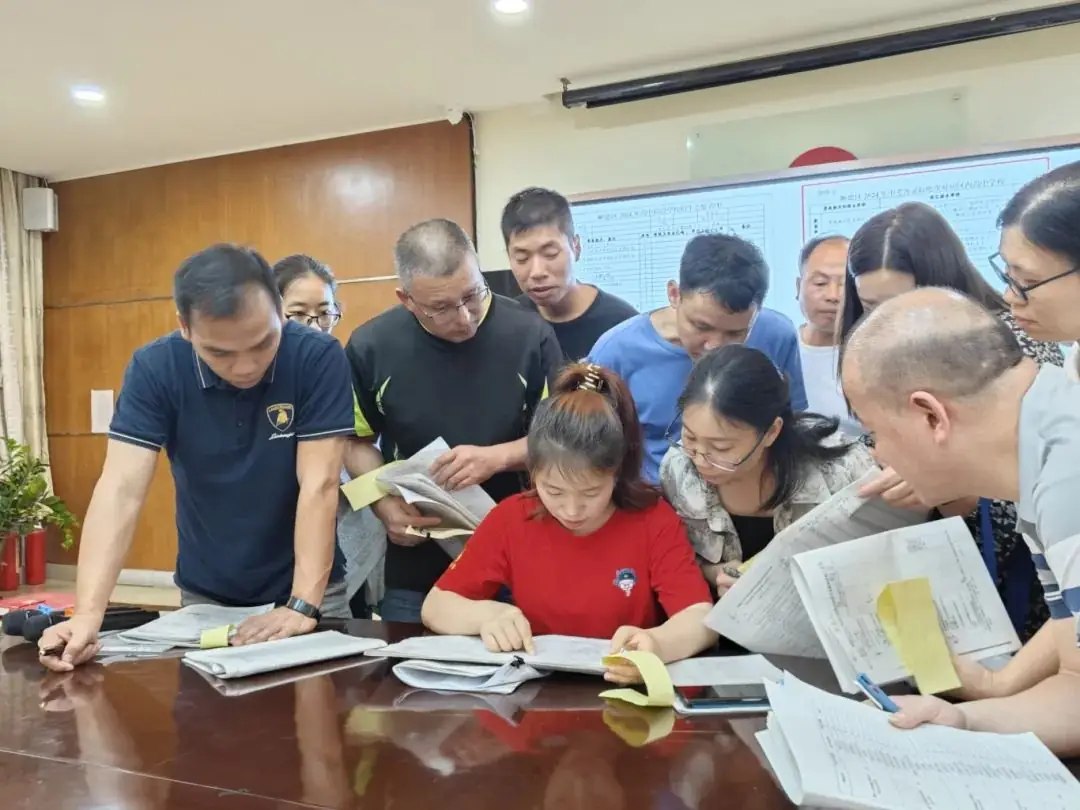 【家校共育】助力中考,为梦护航——杏联中学召开初三级家长会 第20张 【家校共育】助力中考,为梦护航——杏联中学召开初三级家长会 第20张