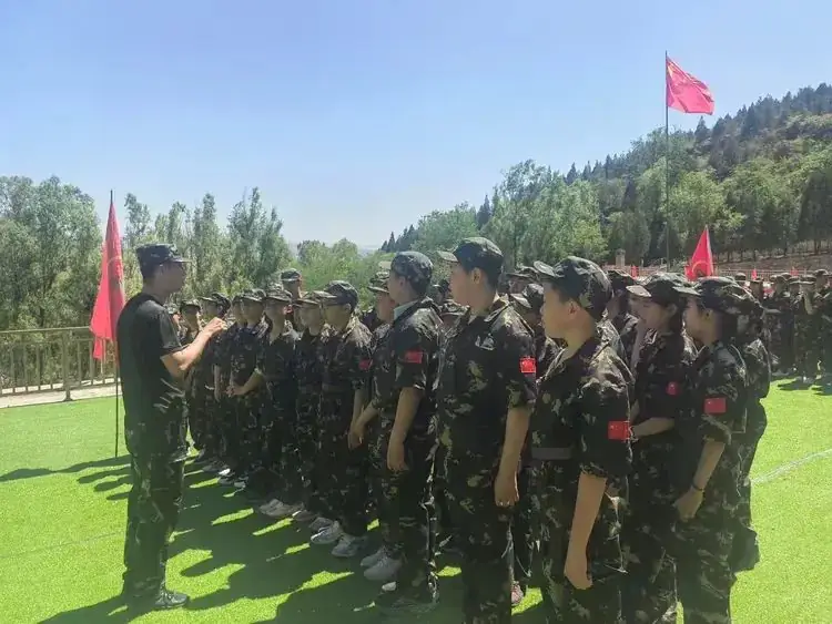 太原市第三实验小学开展“ 共筑国防梦,厚植爱国情”国防教育研学活动 第8张 太原市第三实验小学开展“ 共筑国防梦,厚植爱国情”国防教育研学活动 第8张