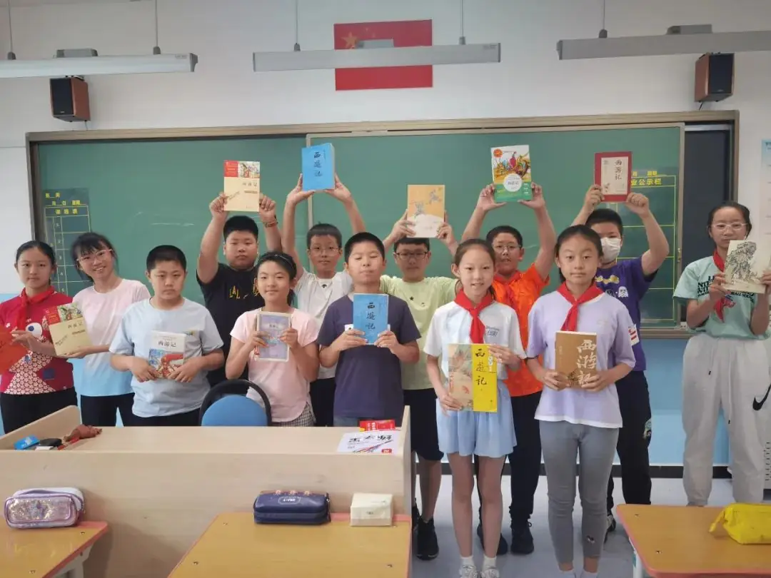 【阅读·新鲜】新鲜胡同小学“发现杯”新鲜少年讲书人系列展示(六) 第1张 【阅读·新鲜】新鲜胡同小学“发现杯”新鲜少年讲书人系列展示(六) 第1张