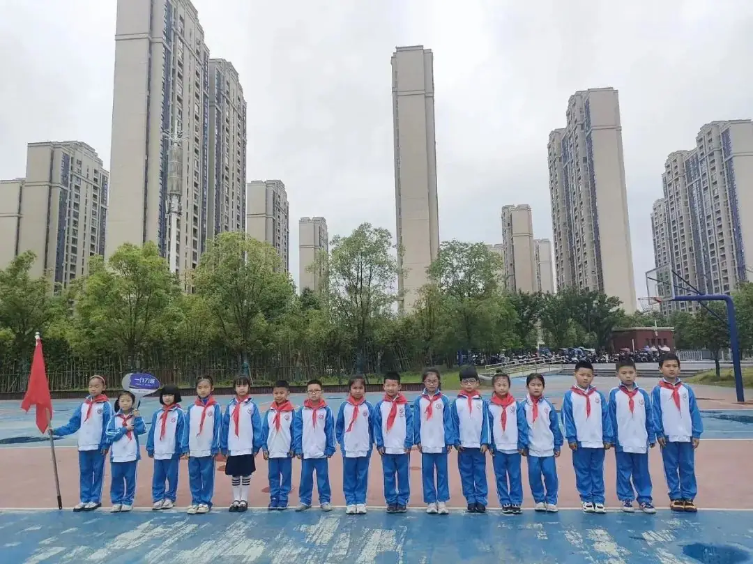 红领巾爱祖国——2024年萍乡市翠湖小学新队员入队仪式 第61张 红领巾爱祖国——2024年萍乡市翠湖小学新队员入队仪式 第61张