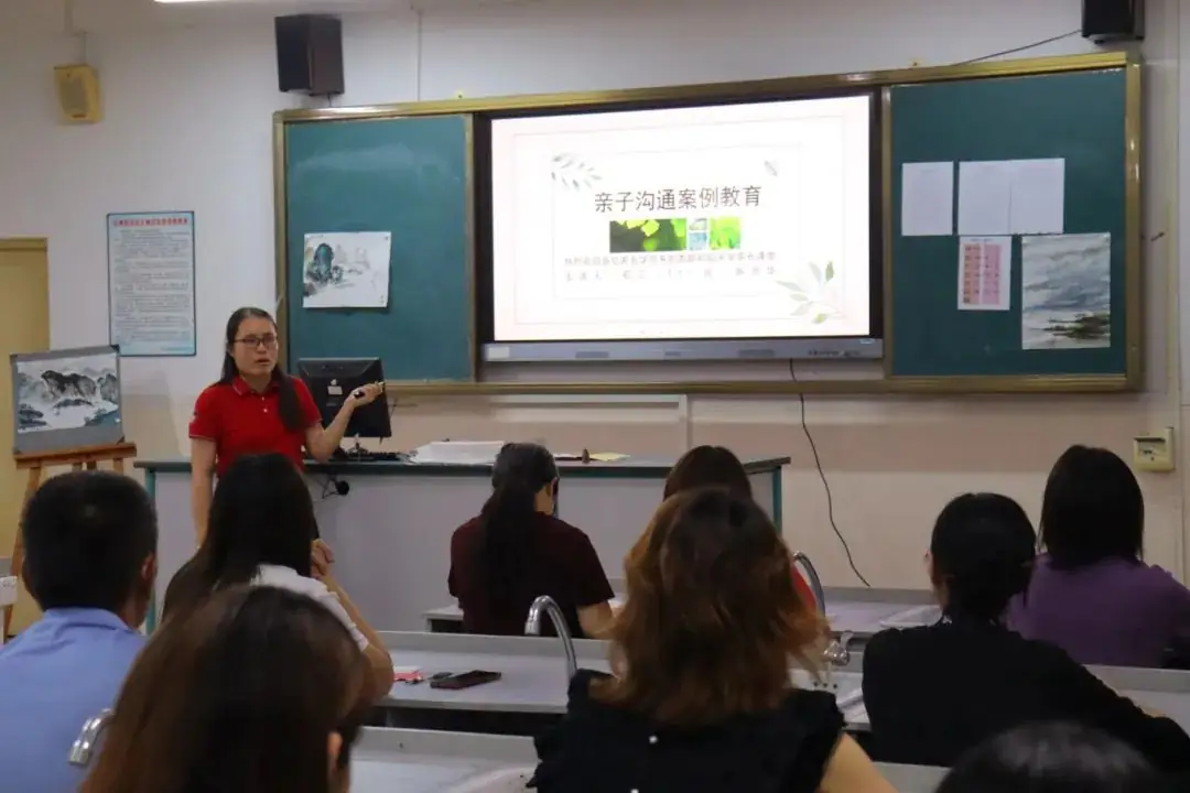 【家校共育】助力中考,为梦护航——杏联中学召开初三级家长会 第10张 【家校共育】助力中考,为梦护航——杏联中学召开初三级家长会 第10张