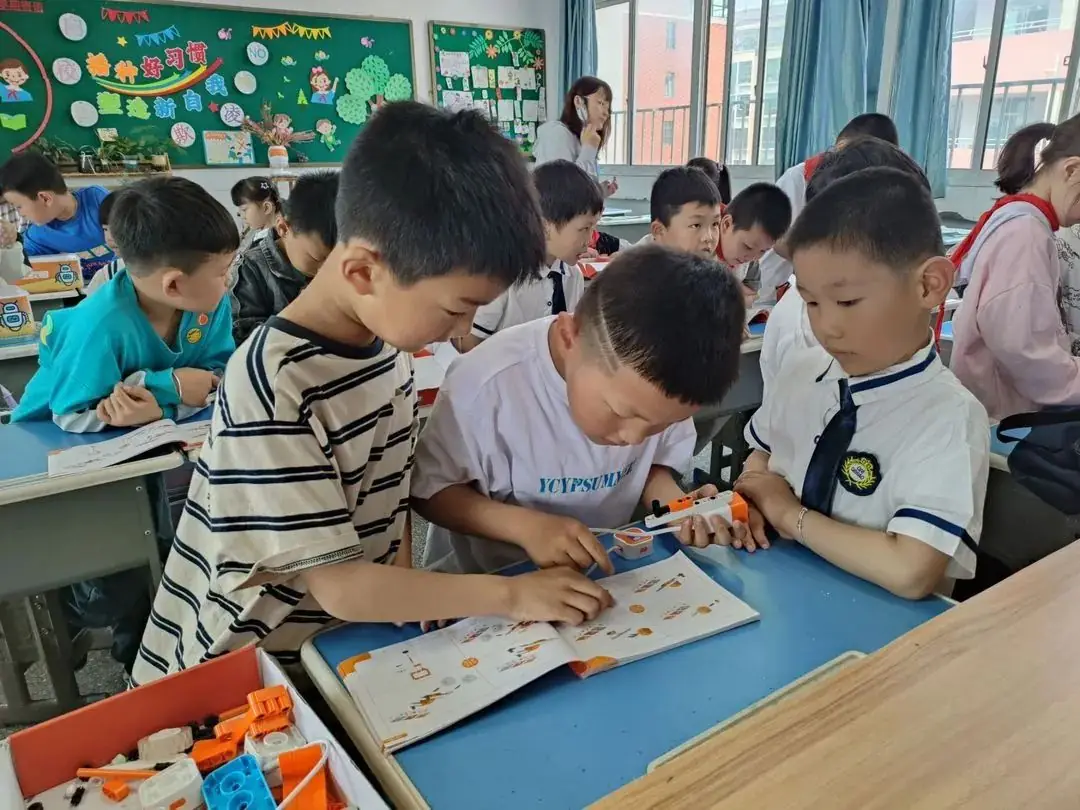 【精彩董幼】参观小学初体验,幼小衔接促成长——董北幼儿园大班幼小衔接主题活动 第77张 【精彩董幼】参观小学初体验,幼小衔接促成长——董北幼儿园大班幼小衔接主题活动 第77张