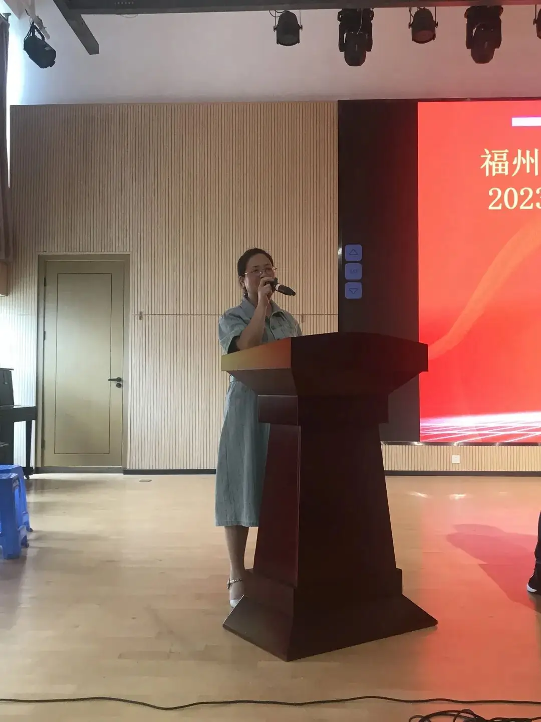 决战中考再鼓劲 全力以赴续辉煌|福州高新区良存华侨学校召开二检后家长会 第19张 决战中考再鼓劲 全力以赴续辉煌|福州高新区良存华侨学校召开二检后家长会 第19张