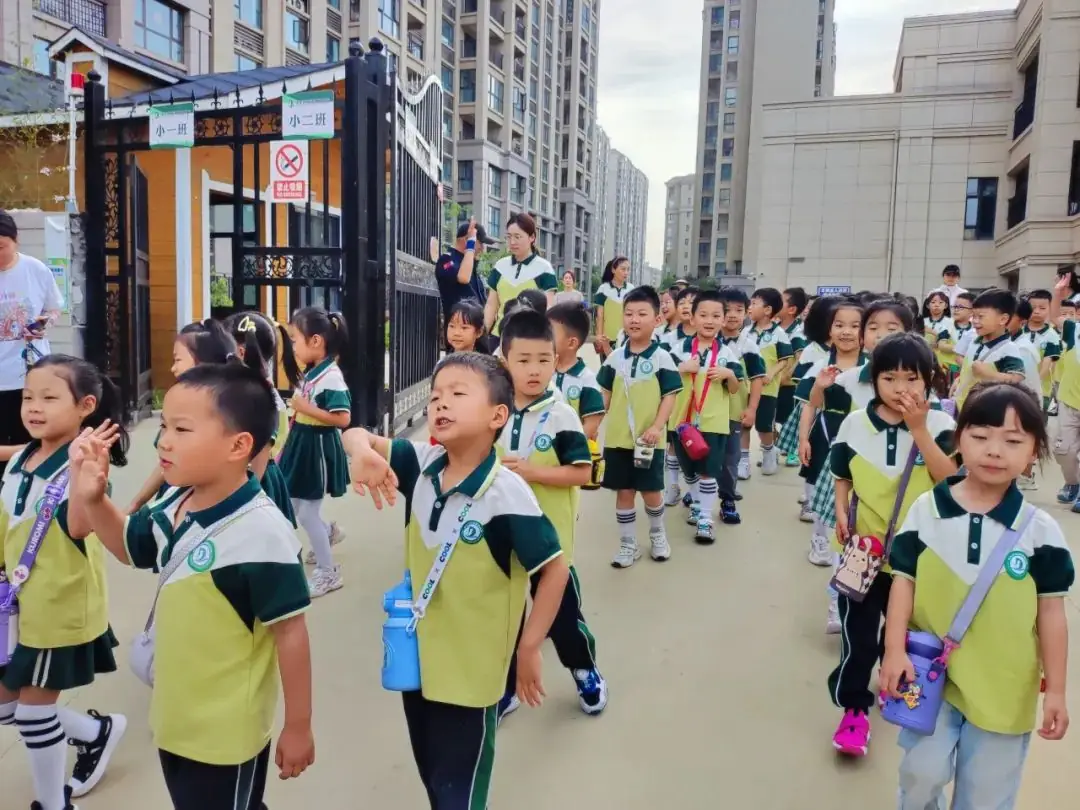 遇见文华 探秘小学 ——中牟县淳泽路幼儿园参观小学幼小衔接实践活动 第5张 遇见文华 探秘小学 ——中牟县淳泽路幼儿园参观小学幼小衔接实践活动 第5张