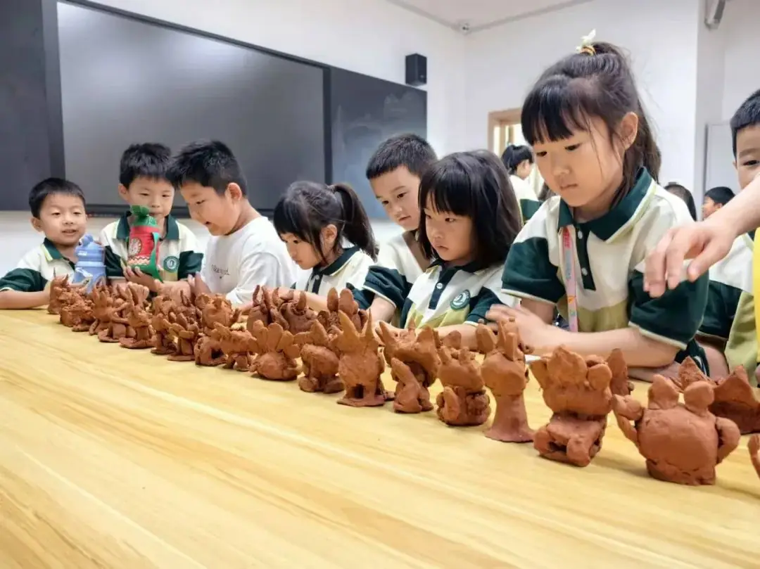遇见文华 探秘小学 ——中牟县淳泽路幼儿园参观小学幼小衔接实践活动 第46张 遇见文华 探秘小学 ——中牟县淳泽路幼儿园参观小学幼小衔接实践活动 第46张